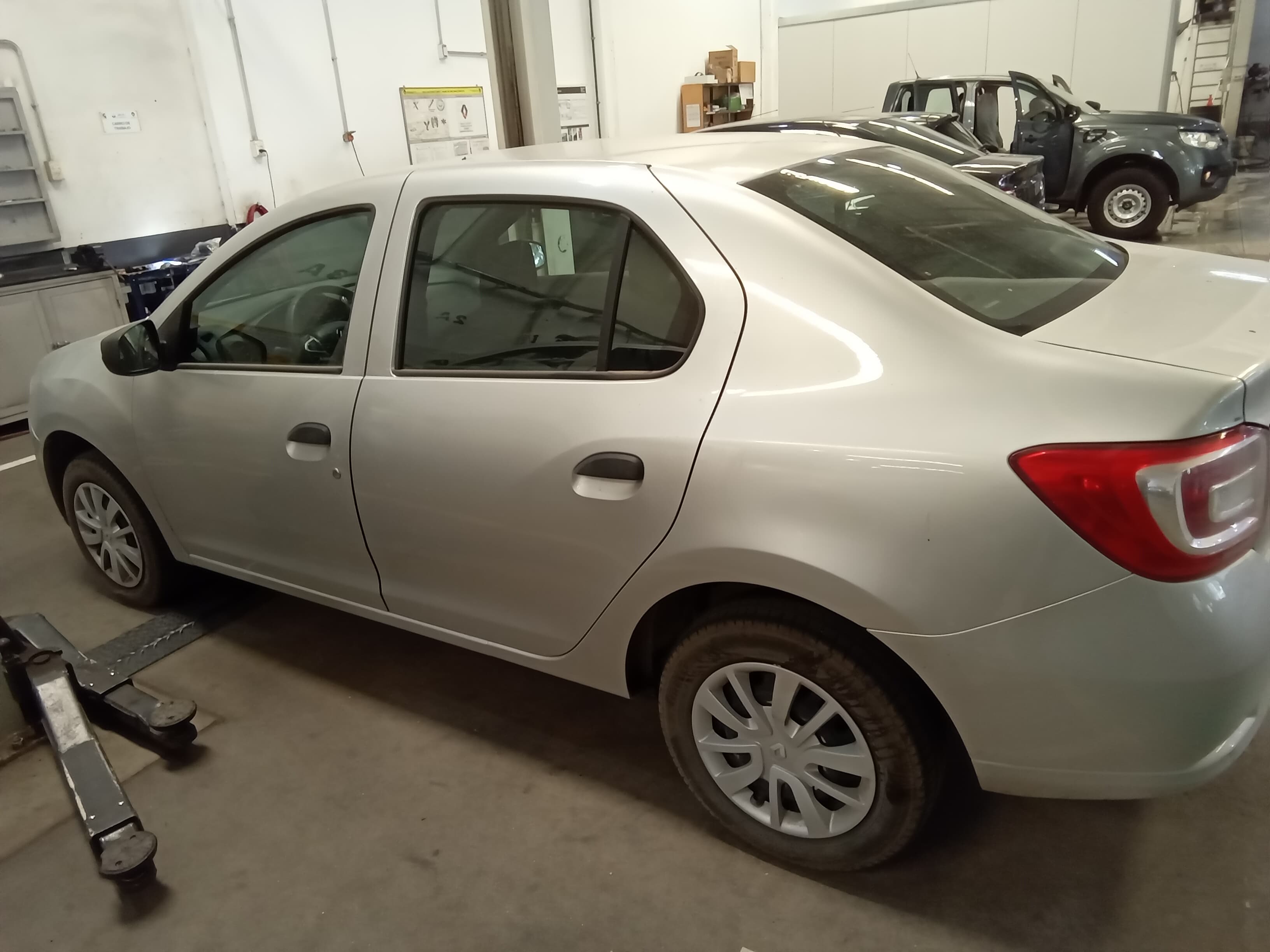 Renault Logan 2024